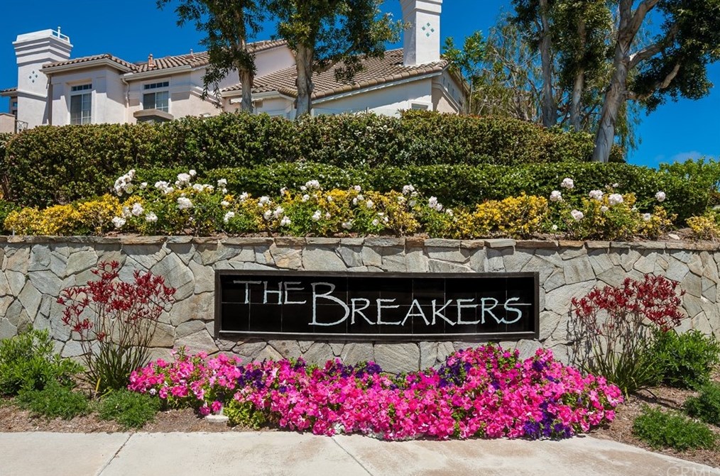 175 Shorebreaker Dr, Laguna Beach, CA 92677-9326
