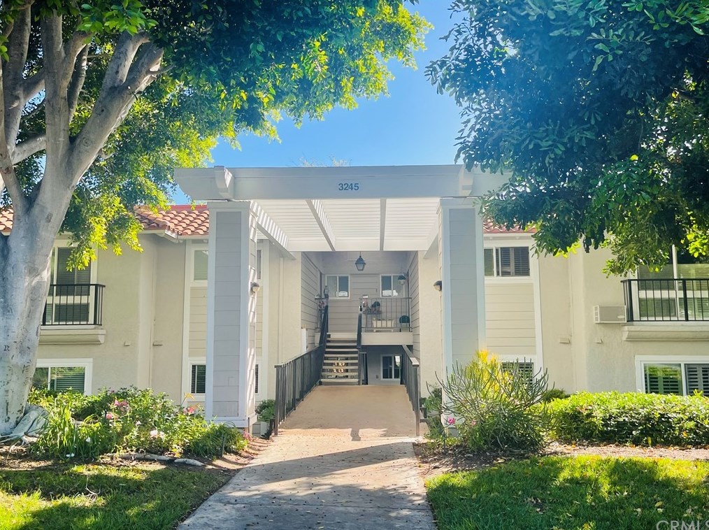 3245 San Amadeo, Laguna Beach, CA 92637-3001