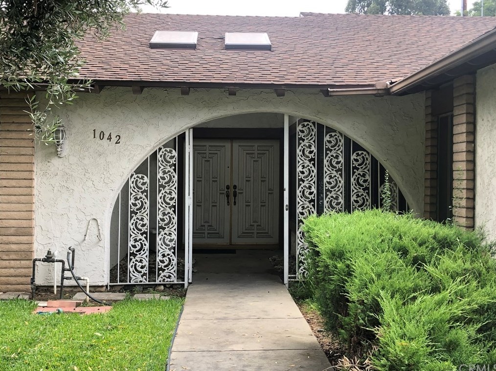 1042 Leandra Ln, Arcadia, CA 91006