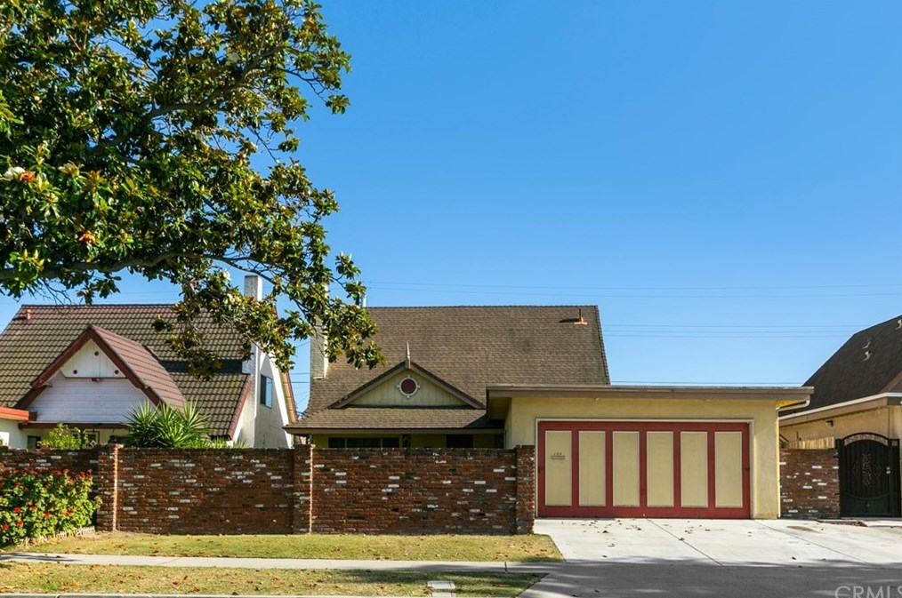 120 W Simmons Ave, Anaheim, CA 92802