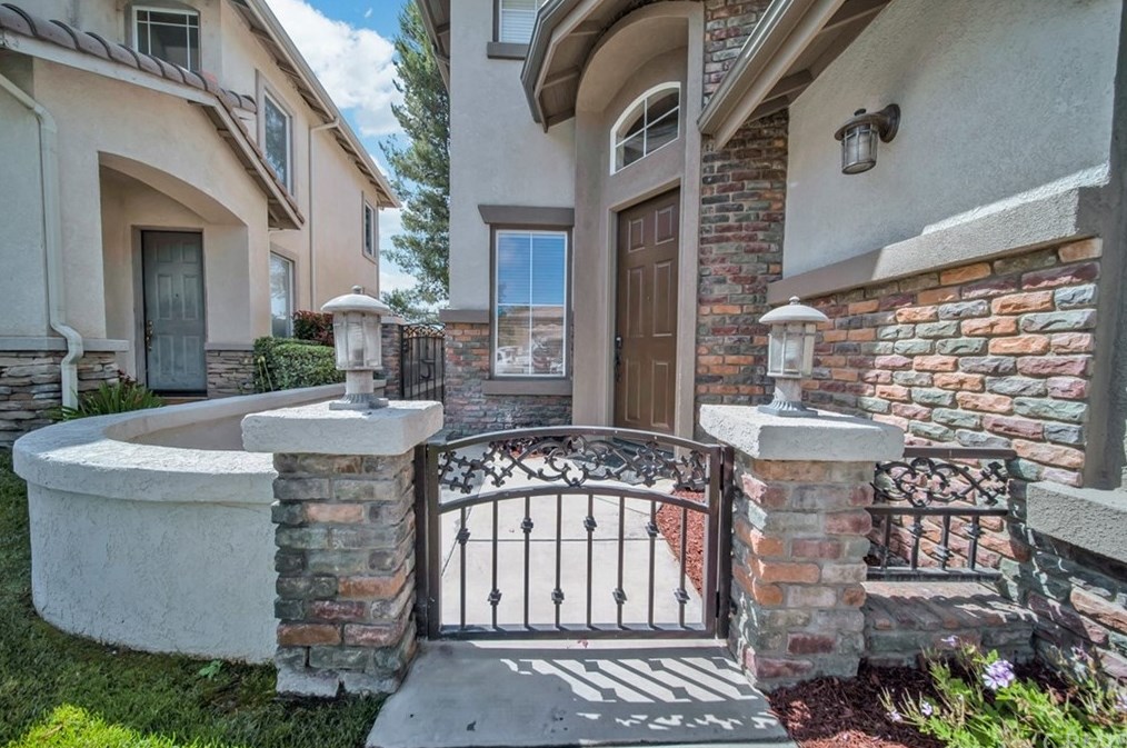 33081 Tivoli St, Temecula, CA 92592