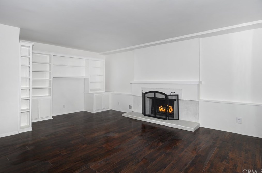 6371 Reubens Dr, Huntington Beach, CA 92647