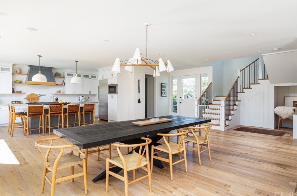 477 Magnolia St, Costa Mesa CA  92627-2301 exterior