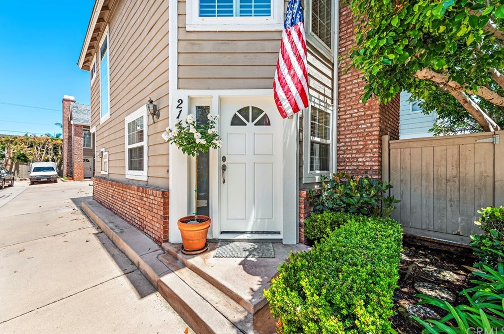 2134 Sabot Cove, Costa Mesa, CA 92627