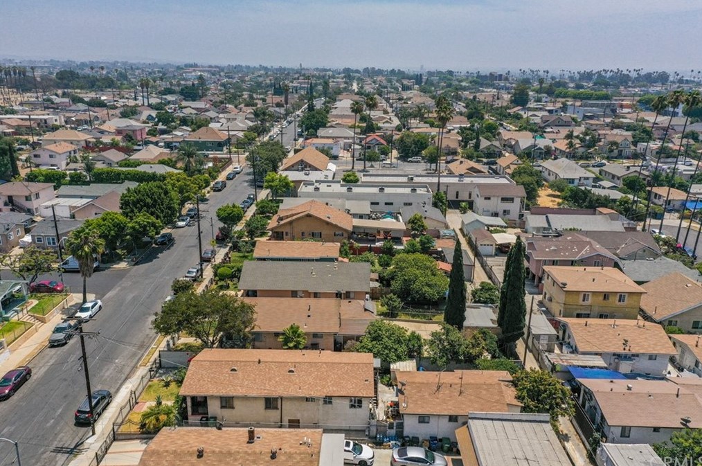 2942 2nd St, Los Angeles CA  90057-2004 exterior