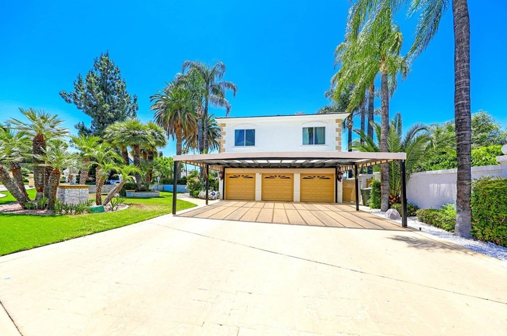 6941 Orozco Dr, Riverside, CA 92506