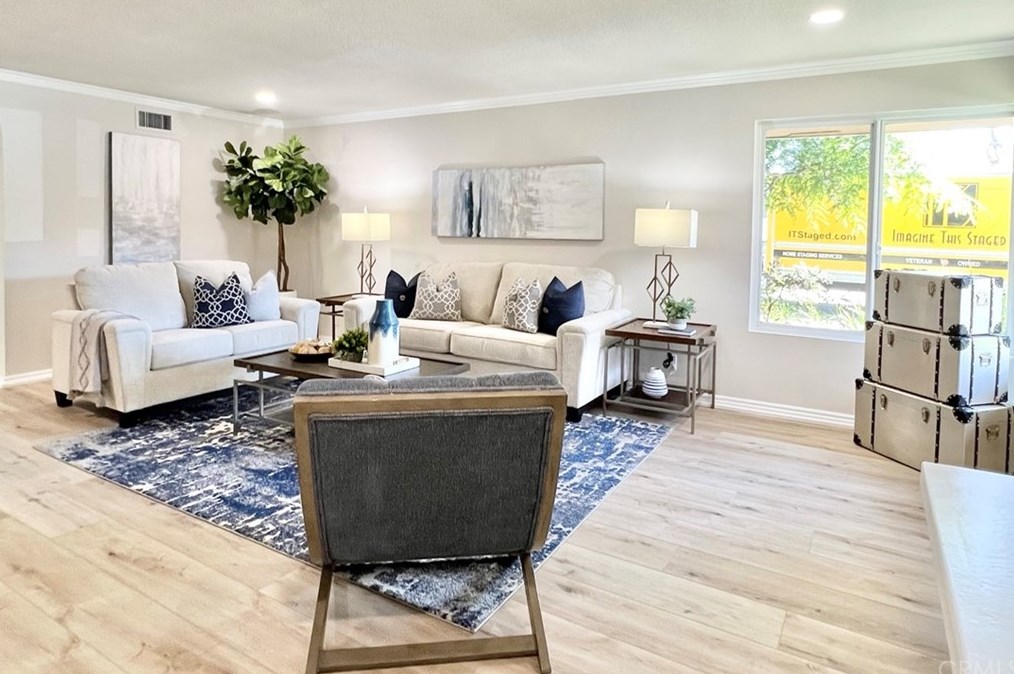 2111 Redberry Rd, Santa Ana, CA 92705