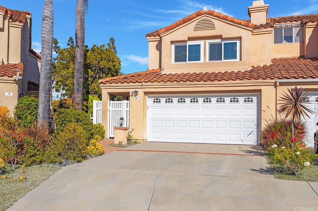 20 Stream St, Laguna Beach, CA 92677-5707