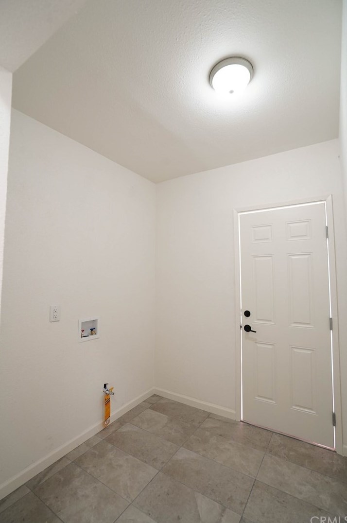 626 35th St, Los Angeles CA  90007-3411 exterior