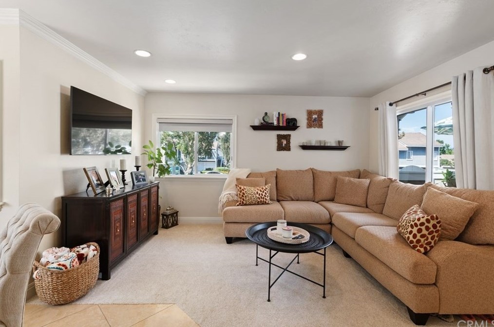 18 Laurel Ln, Laguna Beach, CA 92656