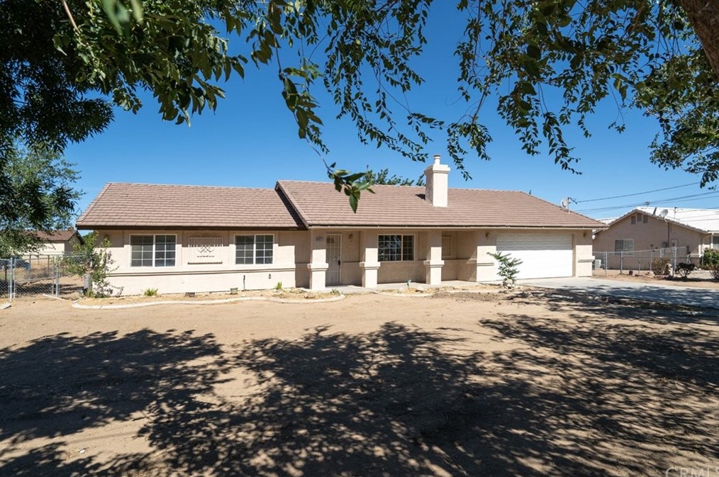 9952 Hemlock Ave, Hesperia, CA 92345-2914