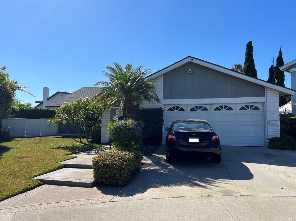 15861 Caltech Cir, Westminster, CA 92683