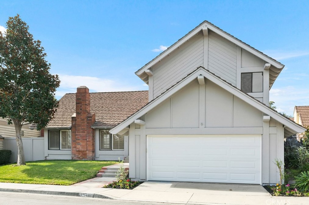 3405 Deedee Dr, Costa Mesa, CA 92626-1604