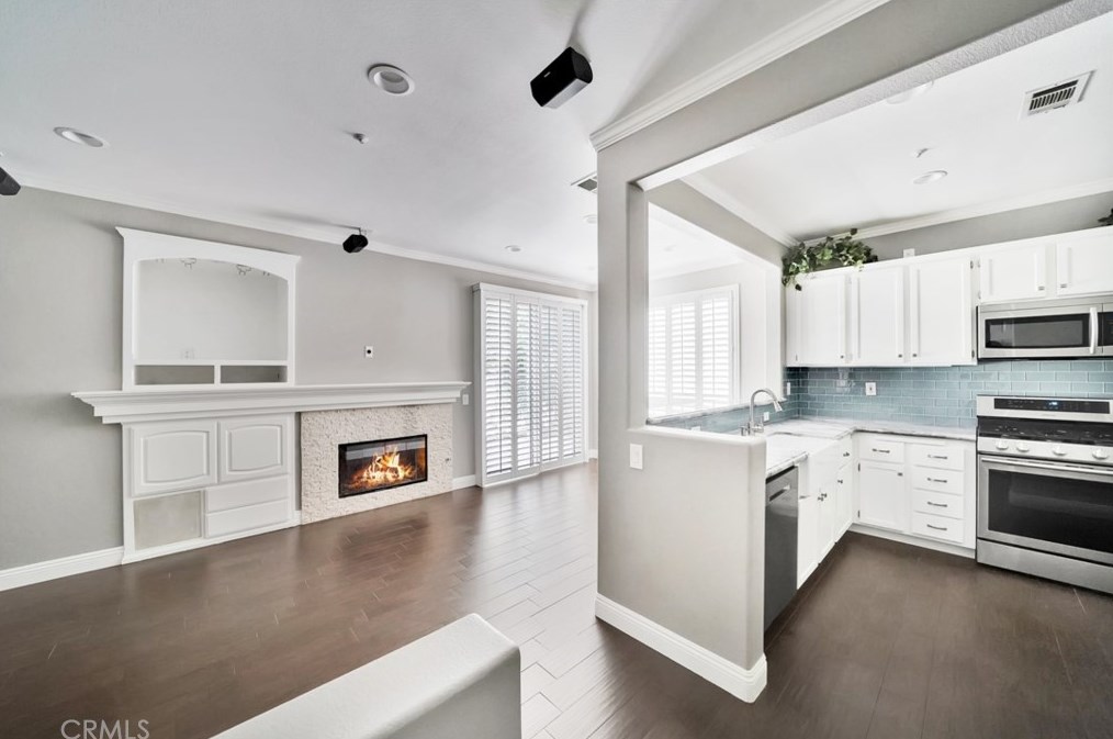 174 Trofello Ln, Laguna Beach, CA 92656-6257
