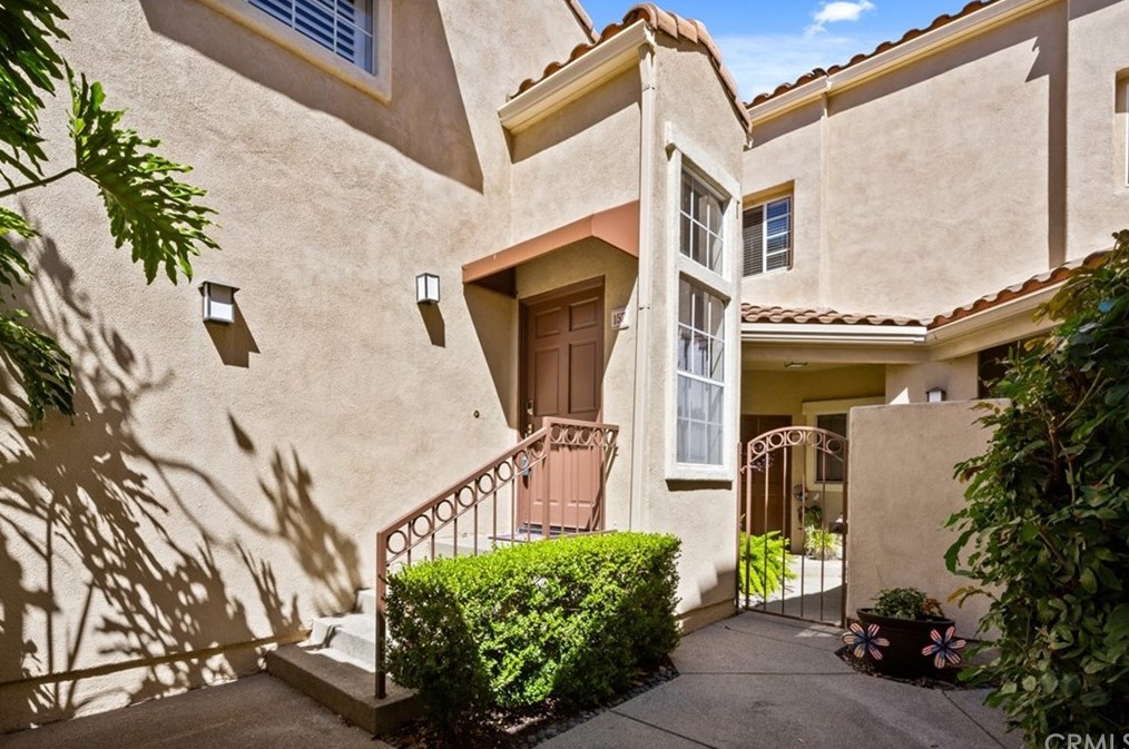157 Chandon, Laguna Beach CA  92677-5733 exterior