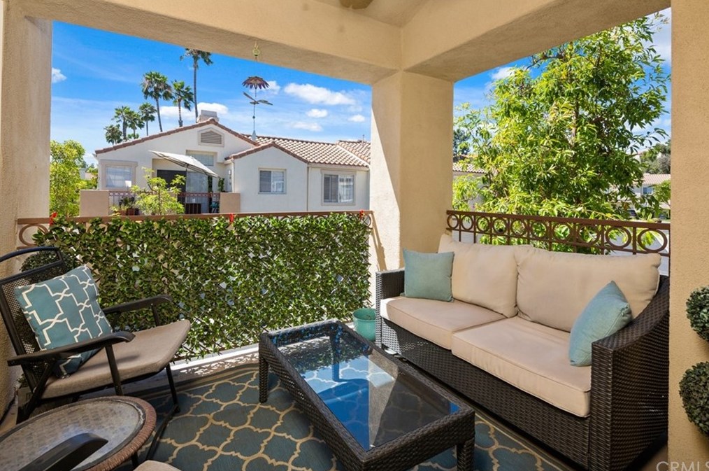 157 Chandon, Laguna Beach CA  92677-5733 exterior