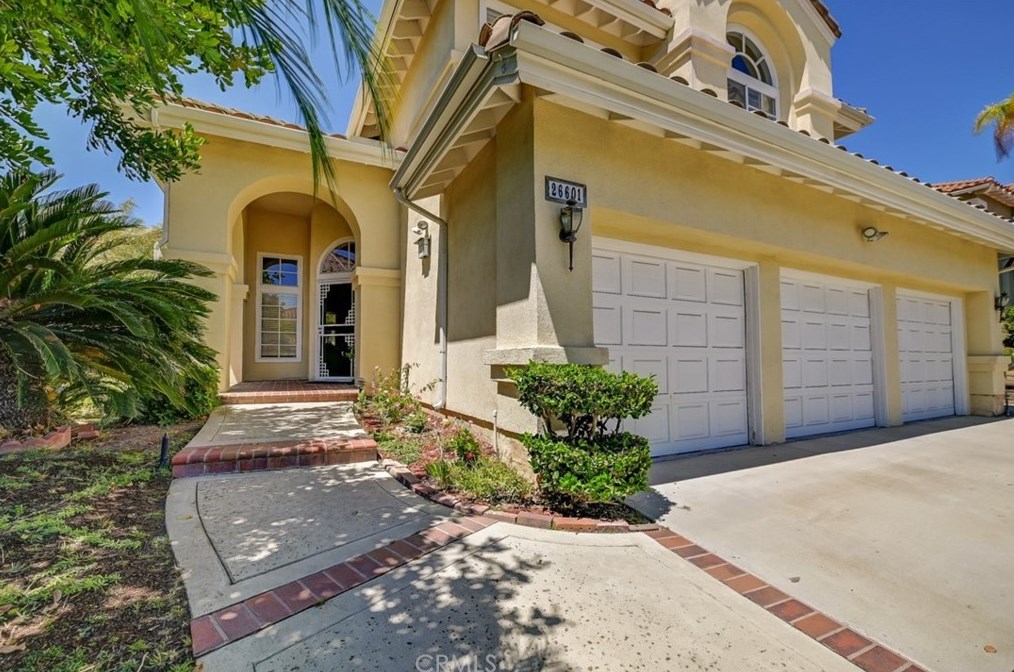 26601 White Oaks Dr, Laguna Beach, CA 92653-7576