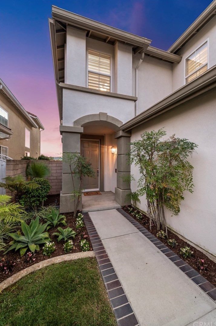 27961 Greenlawn Cir, Laguna Beach, CA 92677-3754