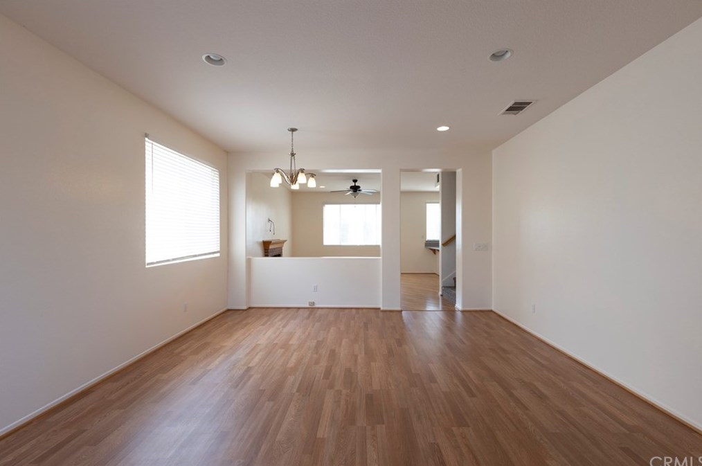 12 Monument Pl, Irvine, CA 92602