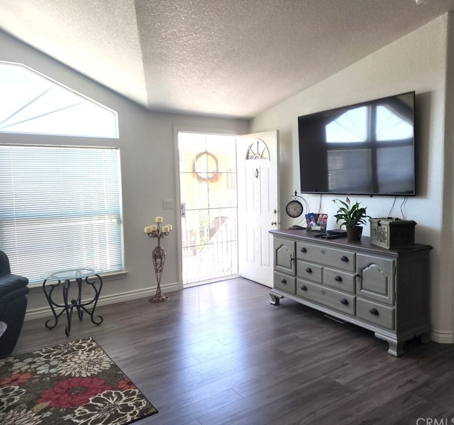 11250 Beach Blvd #30, Stanton, CA 90680