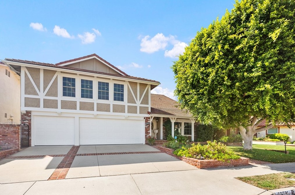 28791 Jaeger Dr, Laguna Beach, CA 92677-1323