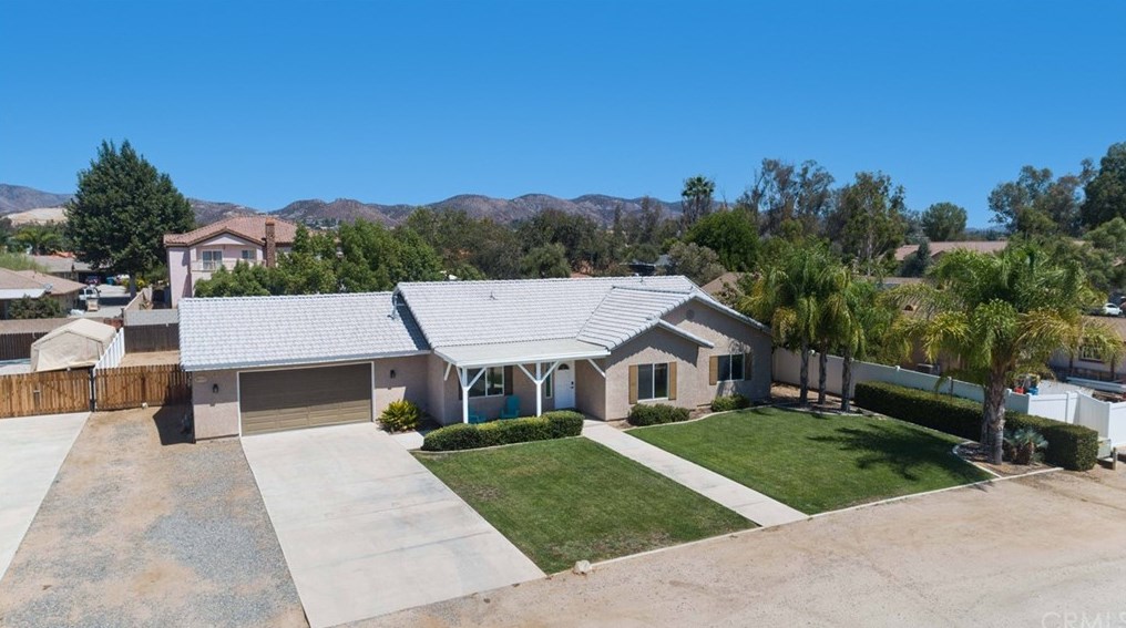 21640 Indiana St, Wildomar, CA 92595