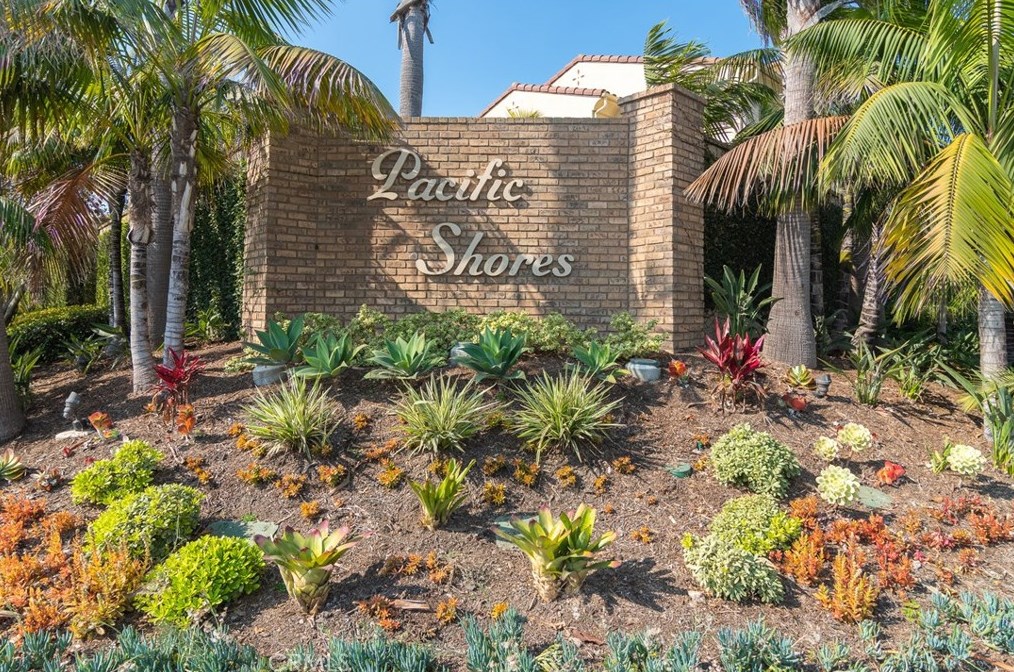 21443 Kennedy Ln, Huntington Beach, CA 92646-6936
