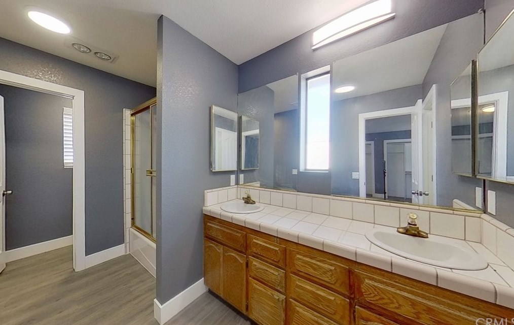 14184 Wells Fargo St, Hesperia CA  92344-8158 exterior