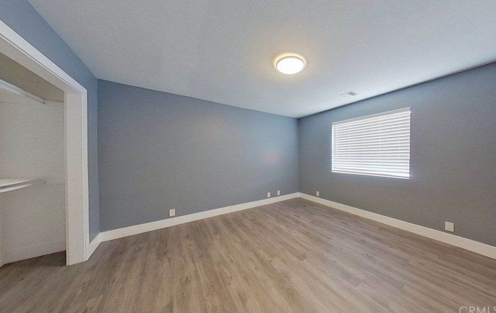 14184 Wells Fargo St, Hesperia CA  92344-8158 exterior