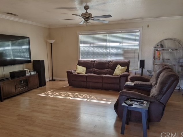 1050 Amber Ln, Lake Elsinore, CA 92530