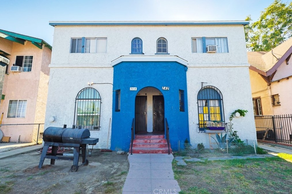742 32nd St, Los Angeles, CA 90007-3732