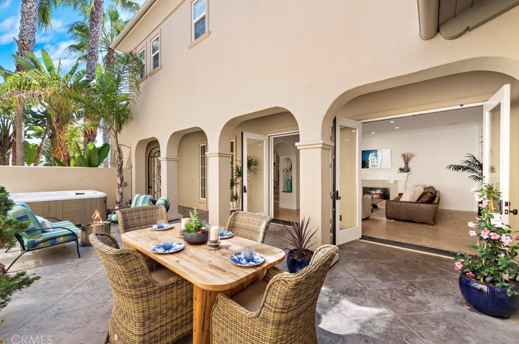 21323 Andalucia Ln, Huntington Beach CA  92648-5745 exterior