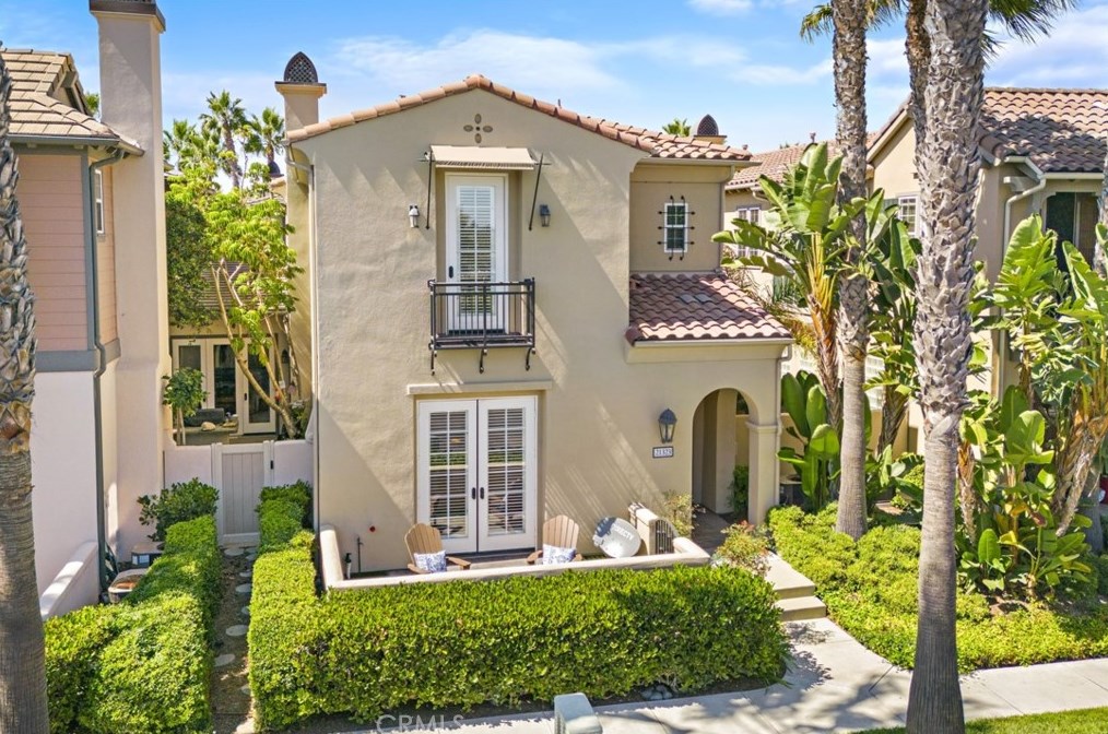 21323 Andalucia Ln, Huntington Beach CA  92648-5745 exterior