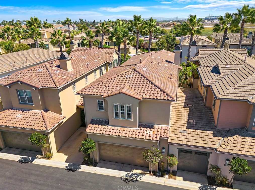21323 Andalucia Ln, Huntington Beach CA  92648-5745 exterior