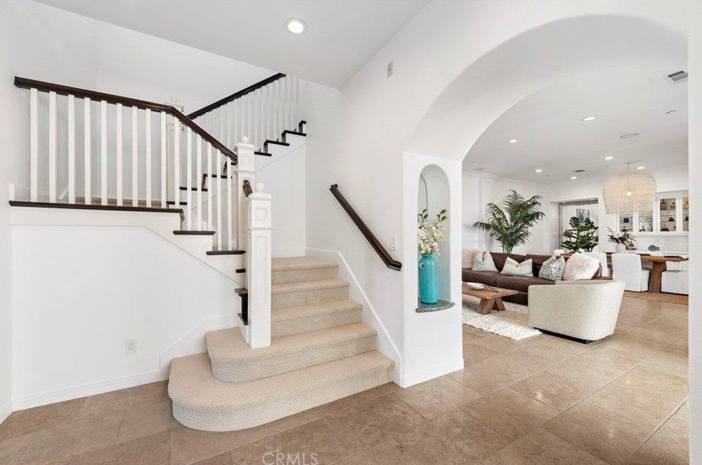21323 Andalucia Ln, Huntington Beach CA  92648-5745 exterior