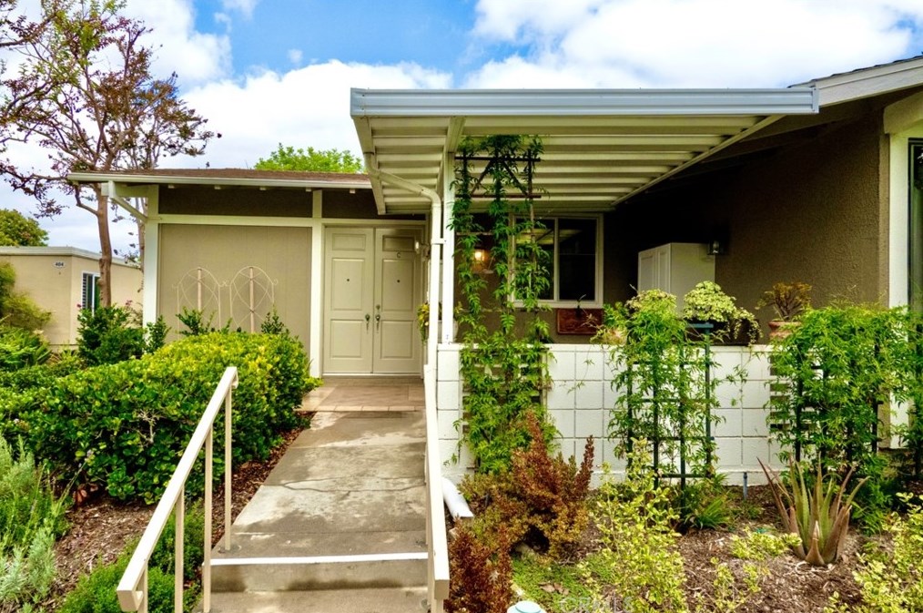 406 Avenida Castilla, Laguna Beach, CA 92637-3895