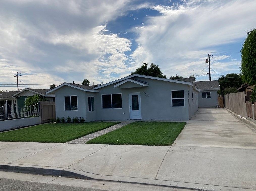 10601 Fern Ave, Stanton, CA 90680