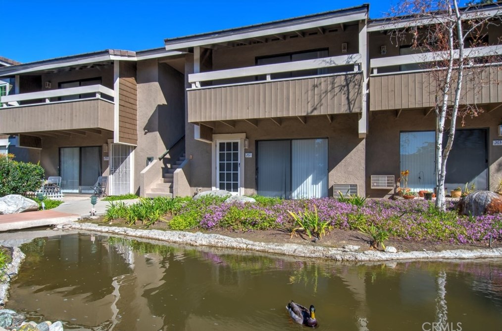 262 Streamwood, Irvine, CA 92620-1966