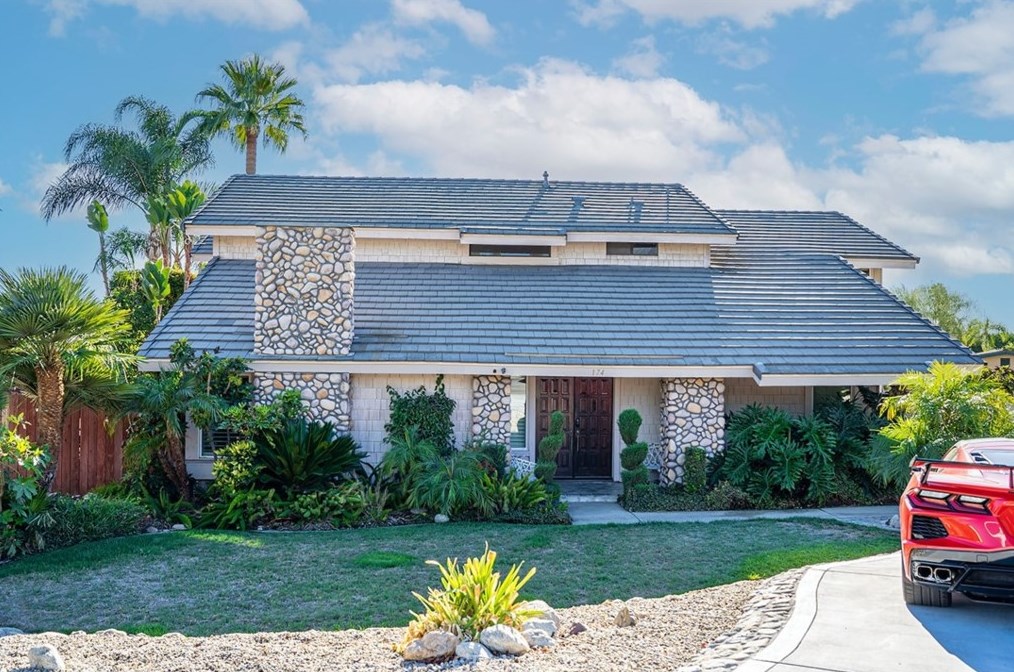 174 Woodstock Ct, Claremont, CA 91711-1765