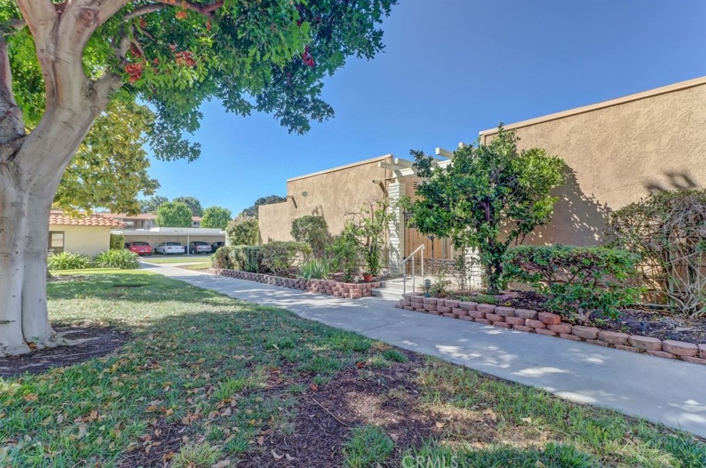 2148 Ronda Granada, Laguna Beach, CA 92637-0723