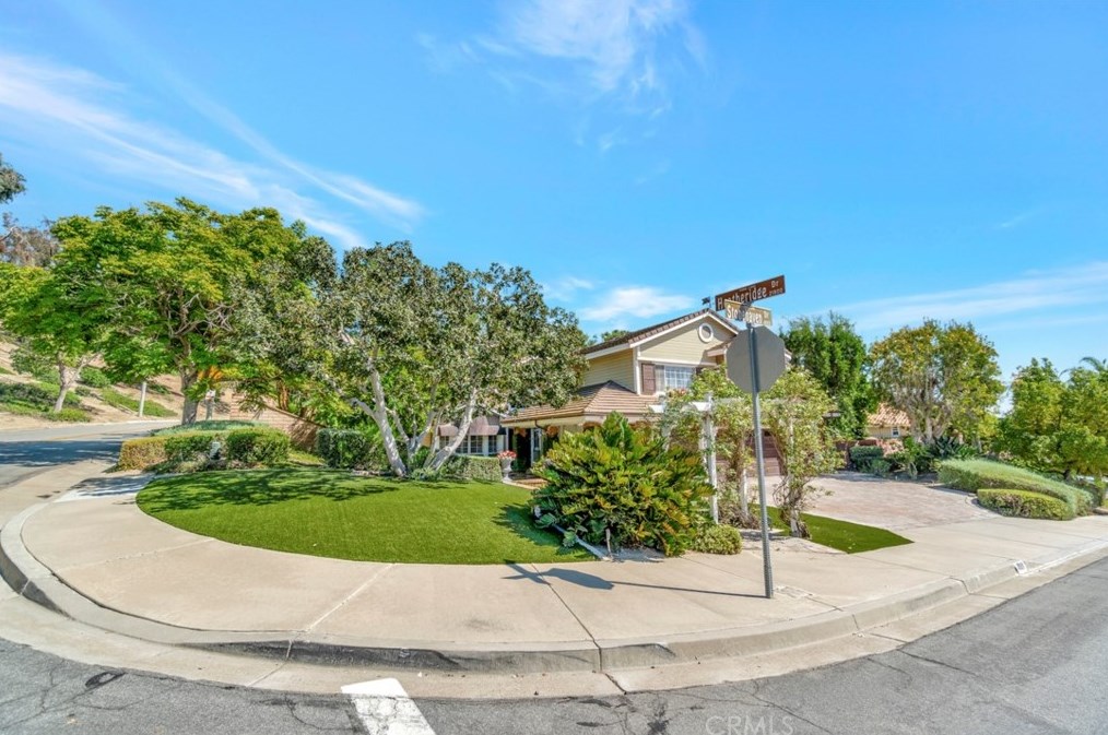 4820 Stonehaven Dr, Yorba Linda, CA 92887