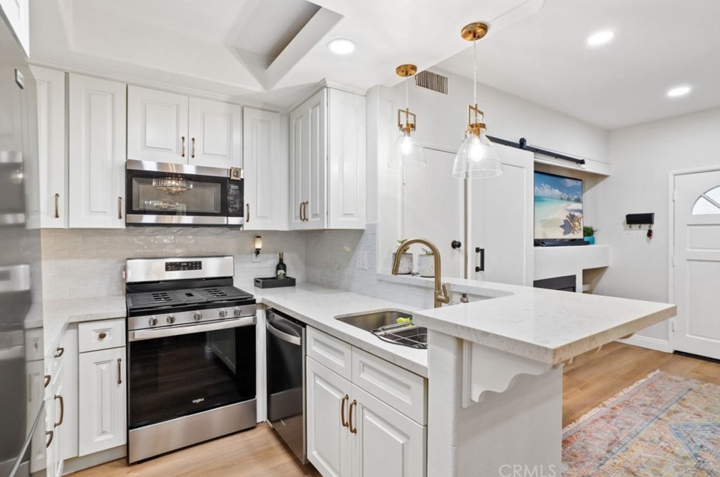 240 Montana Del Lago Dr, Trabuco Canyon, CA 92688