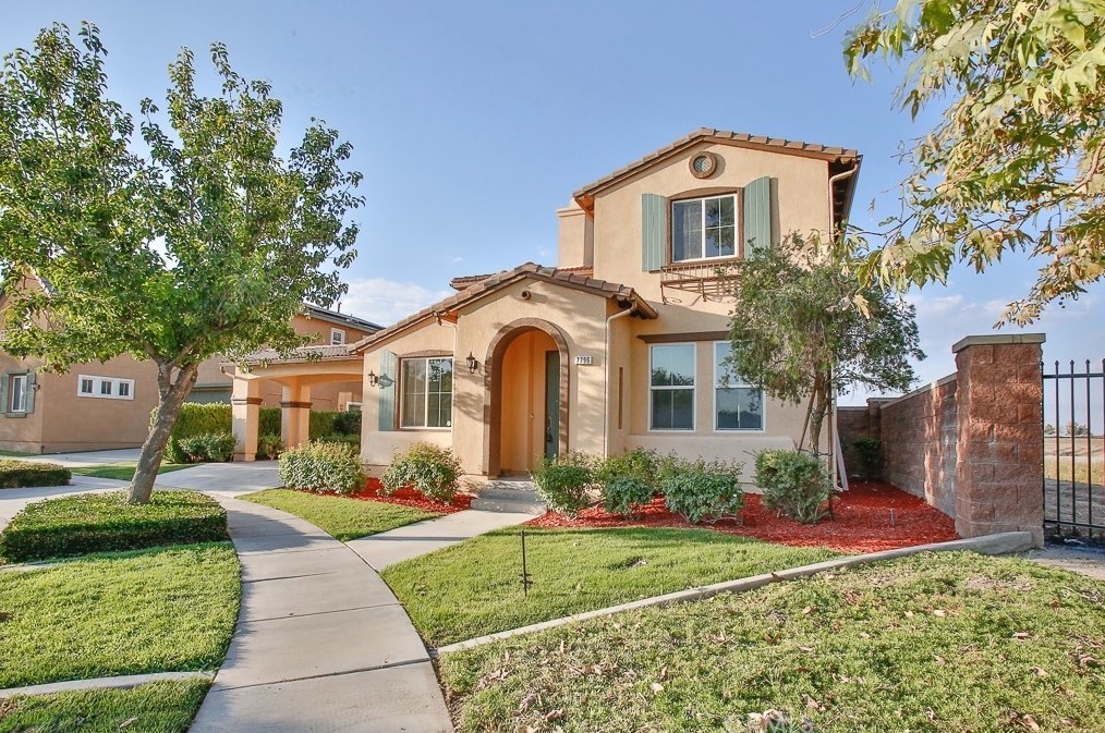 7796 Spring Hill St, Chino, CA 91708