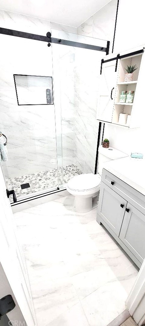 9864 Continental Dr, Huntington Beach CA  92646-4241 exterior