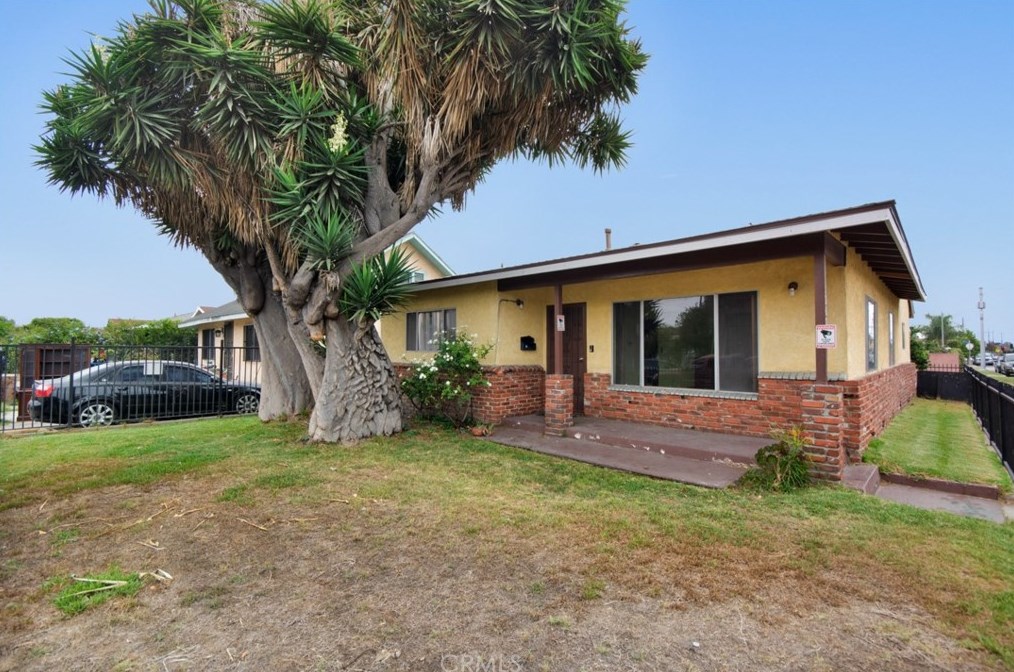 10606 Mckinley Ave, Los Angeles CA 90011-3144 exterior