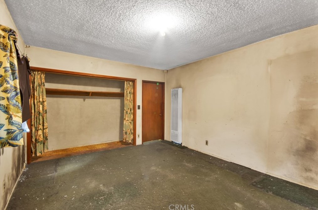 10606 Mckinley Ave, Los Angeles CA 90011-3144 exterior