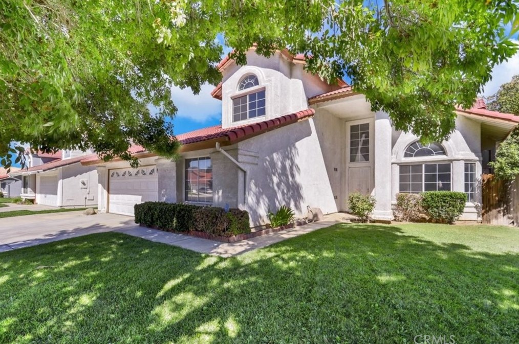 2611 Avenue, Palmdale, CA 93551-2423
