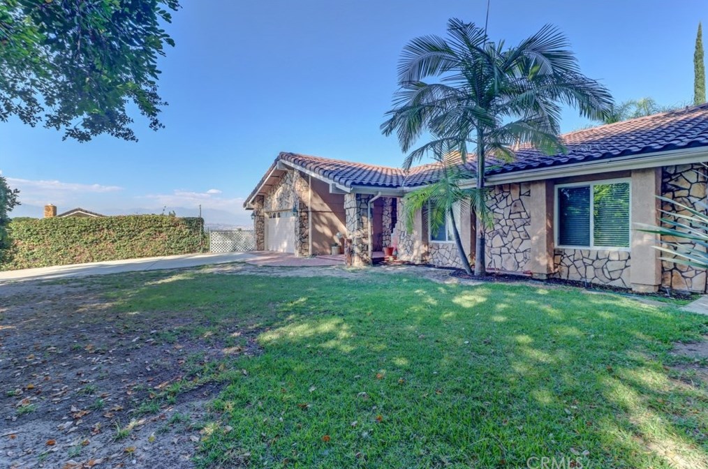 1736 Chapel Hill Dr, Walnut, CA 91789