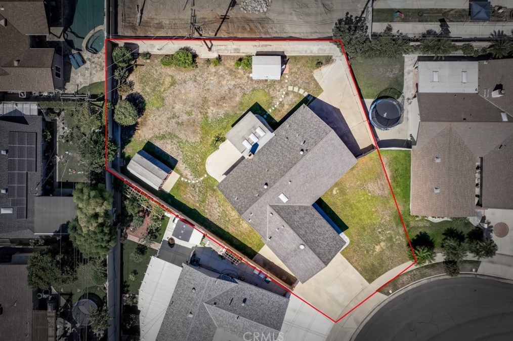 6631 Mason Dr, Huntington Beach, CA 92647-4345