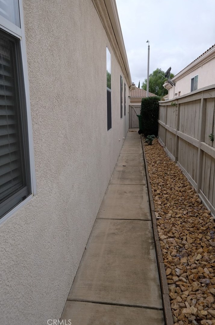 23794 Via Compadres, Murrieta CA 92562-5545 exterior